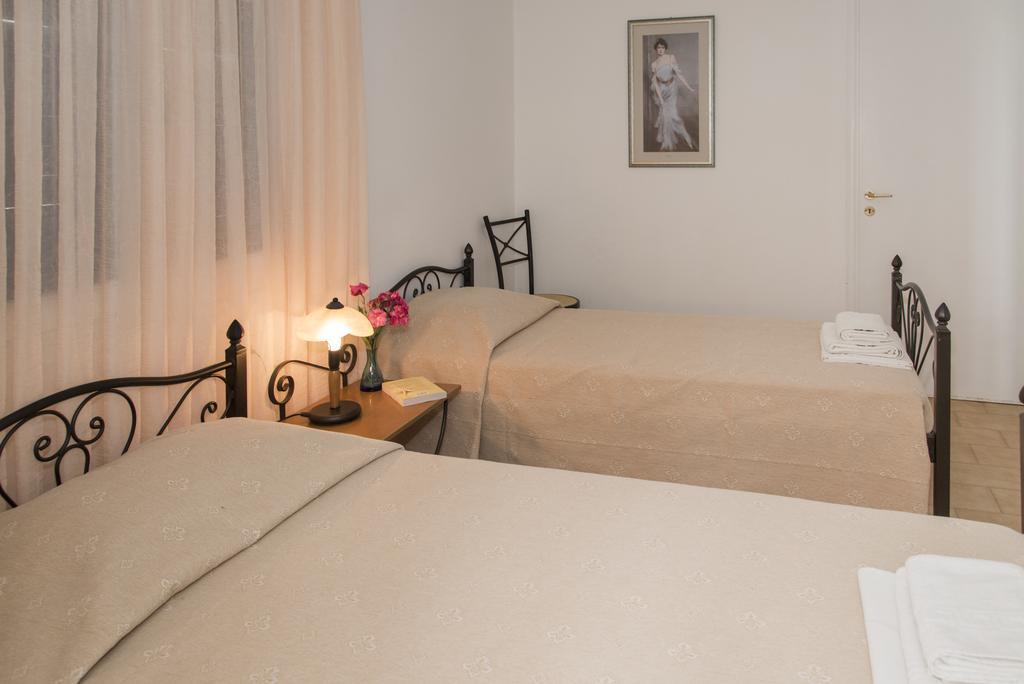 Elena Apartments Pollonia Room photo